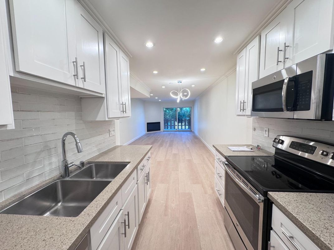 Interior, Kitchen, Pendant Lights, Recessed Lighting, Wood Texture Flooring
