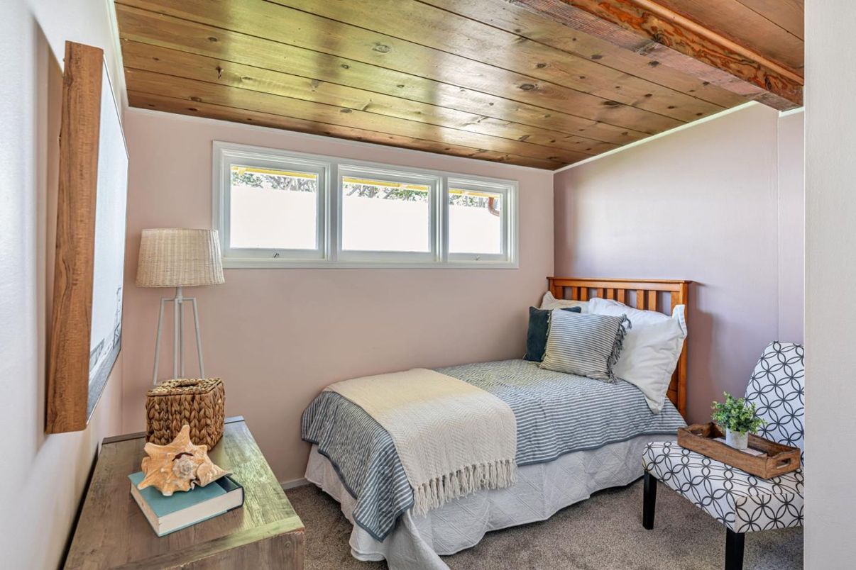 Bedroom, Interior, Wooden Ceilings