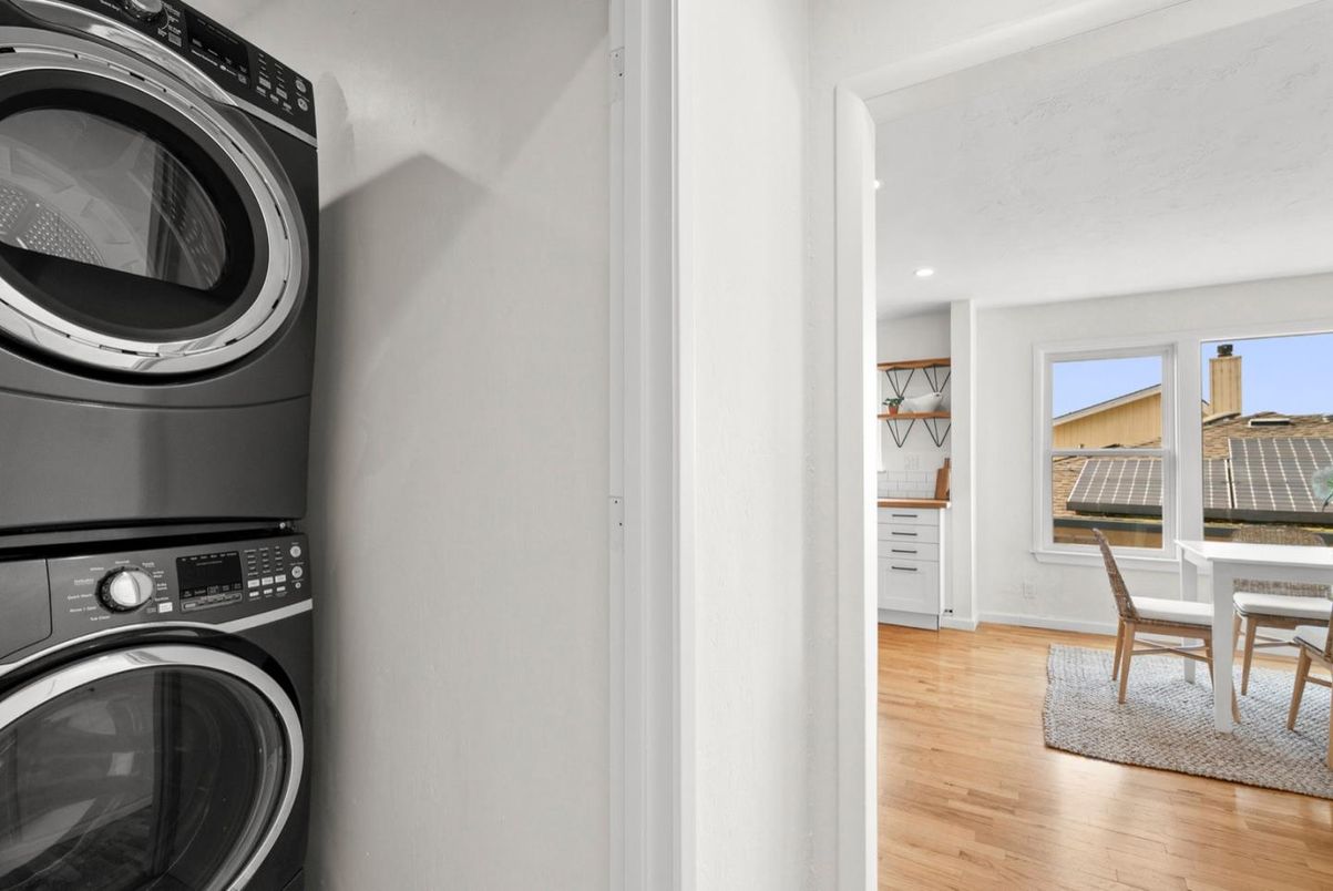 Interior, Recessed Lighting, Utility Closets, Washer, Wood Texture Flooring