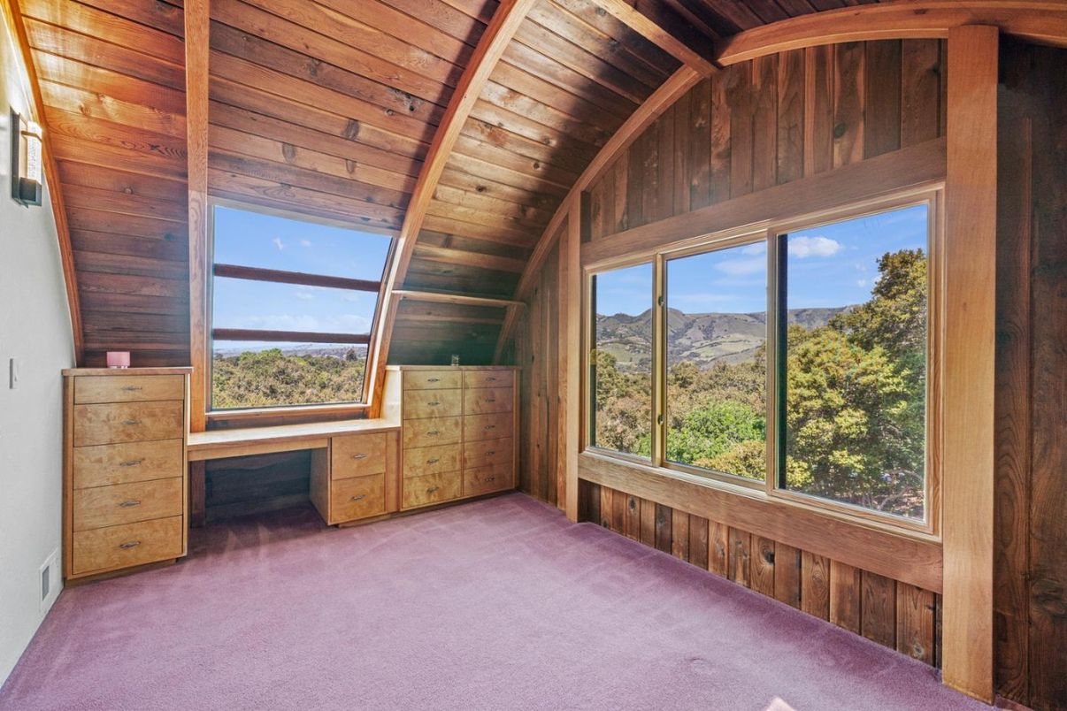 Empty room, Interior, Wooden Ceilings, Wooden Walls