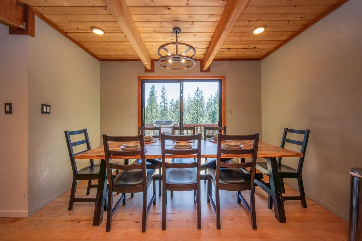 Dining room, Interior, Recessed Lighting, Wooden Beams, Wooden Ceilings, Wood Texture Flooring