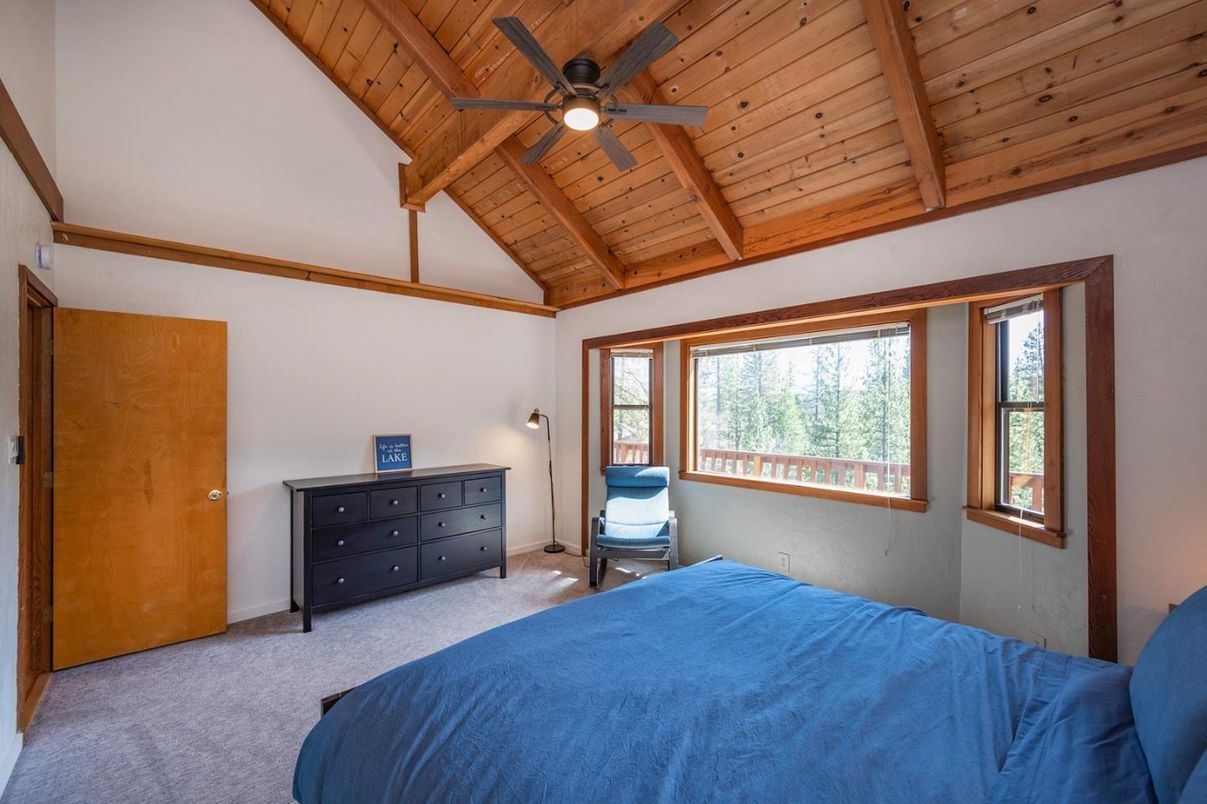 Bedroom, Interior, Wooden Beams, Wooden Ceilings