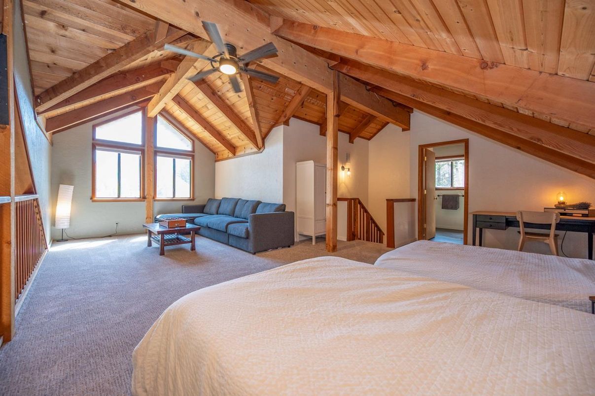 Bedroom, Interior, Wooden Beams, Wooden Ceilings