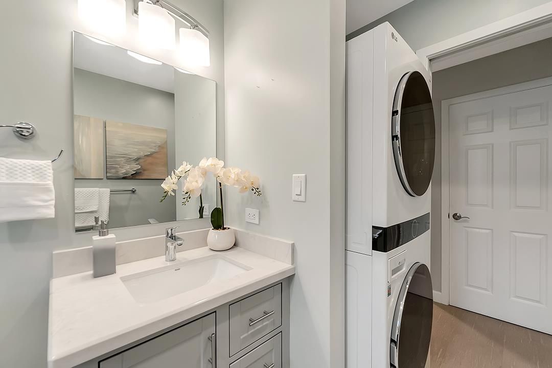 Bathroom, Interior, Utility Closets, Washer, Wood Texture Flooring