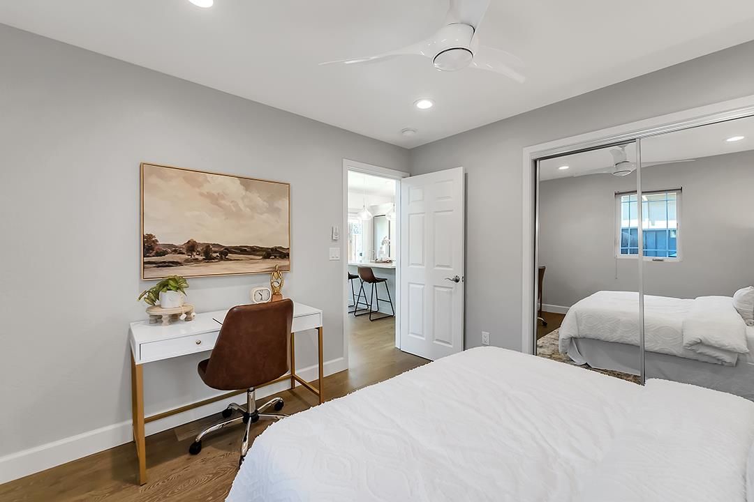 Bedroom, Home Office, Interior, Recessed Lighting, Wood Texture Flooring