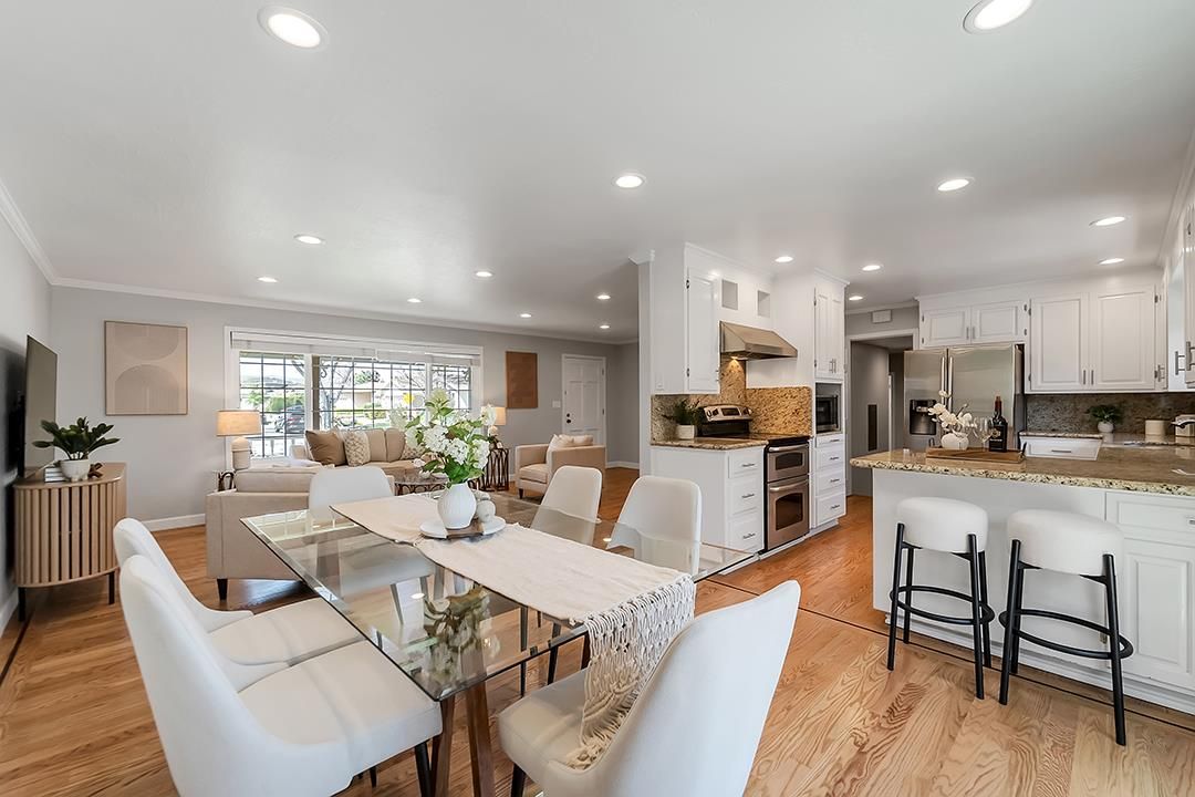 Dining room, Interior, Kitchen, Living room, Recessed Lighting, Stainless Steel Appliances, Wood Texture Flooring