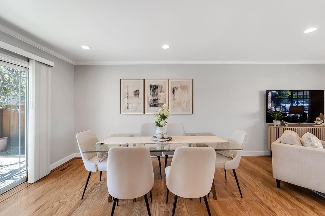 Dining room, Interior, Recessed Lighting, Wood Texture Flooring
