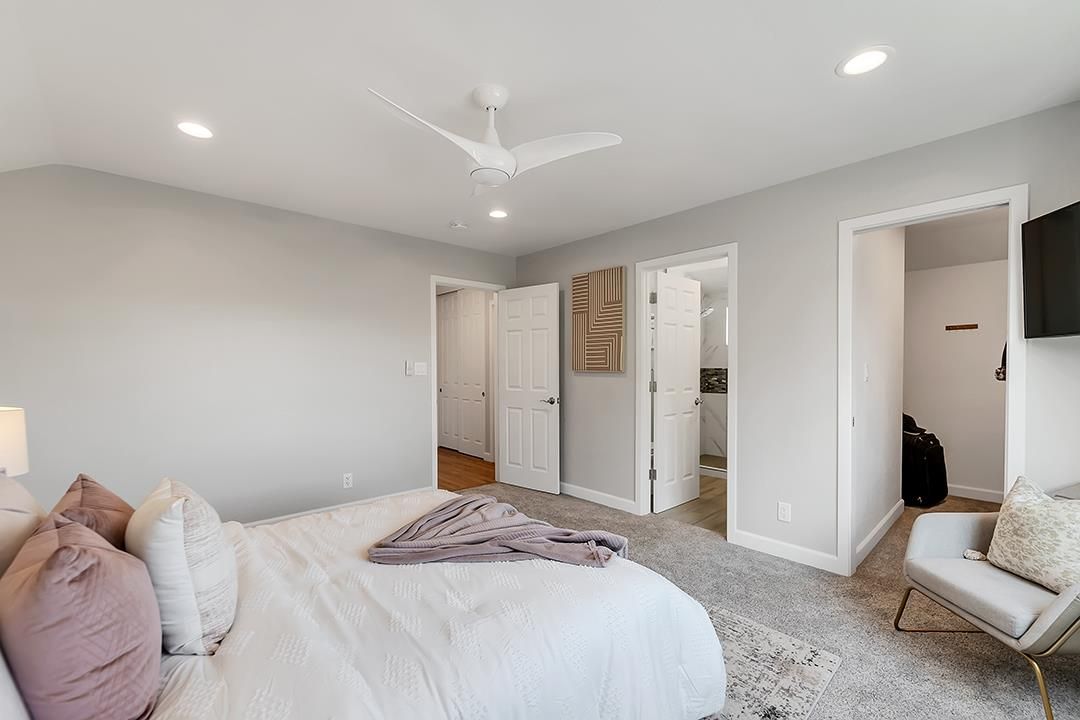 Bedroom, Interior, Recessed Lighting