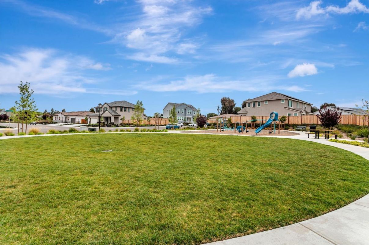 Backyard, Exterior, Playground