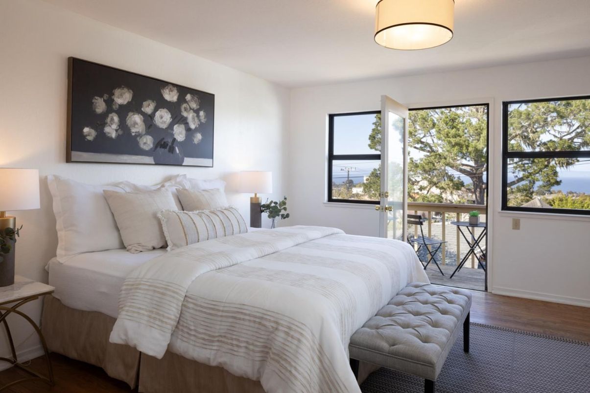 Bedroom, Interior, Water, Wood Texture Flooring