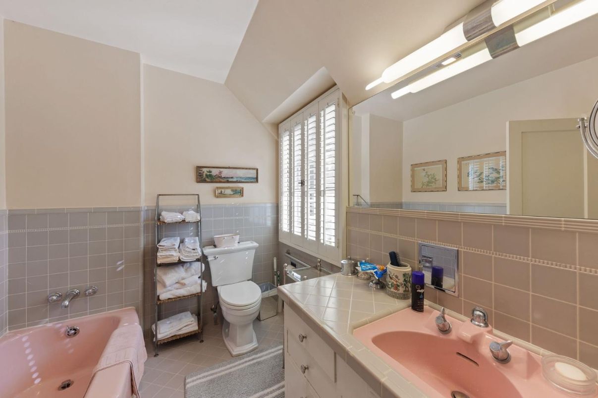 Bathroom, Dual Sink Vanities, Interior, Tile Countertops