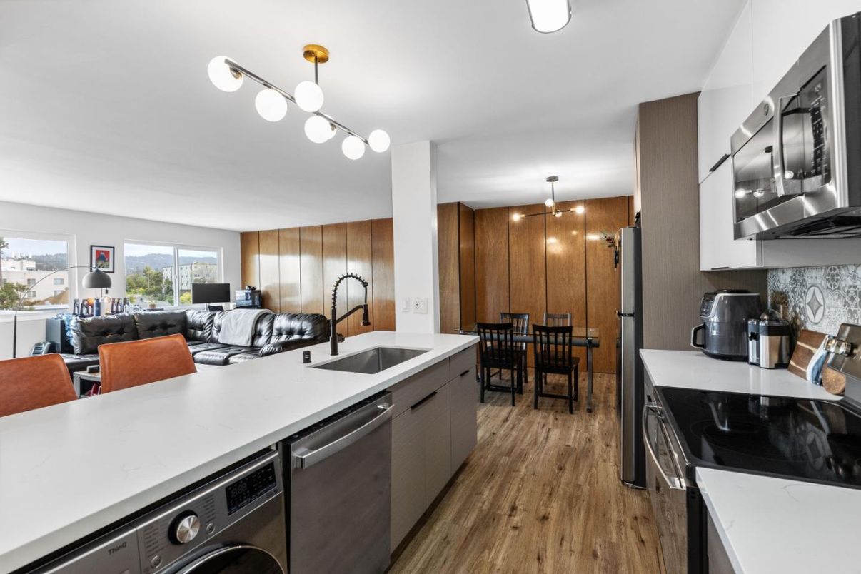 Dining room, Interior, Kitchen, Living room, Pendant Lights, Stainless Steel Appliances, Wood Texture Flooring
