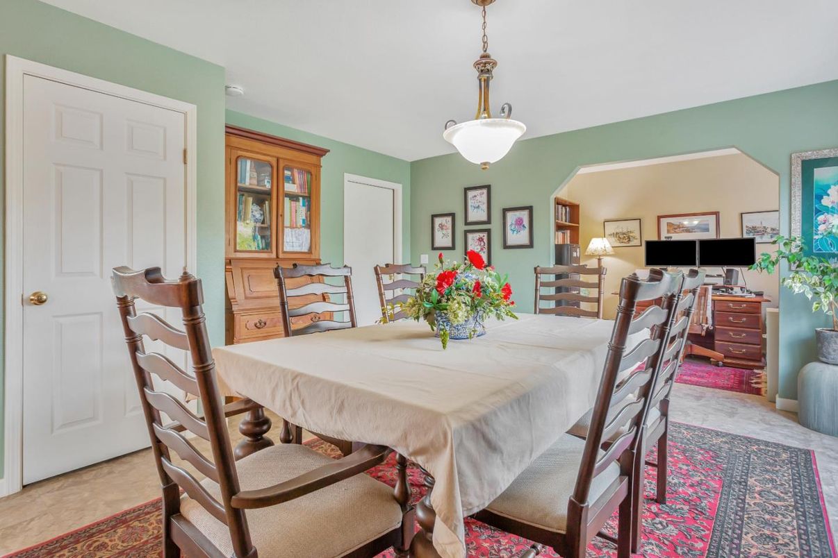 Dining room, Interior, Pendant Lights