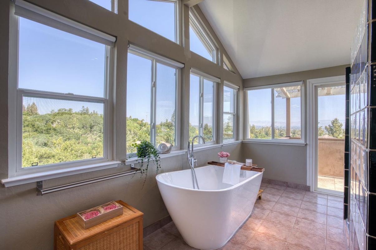Bathroom, Free Standing Baths, Interior
