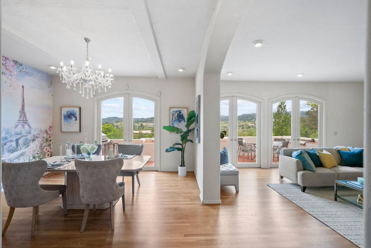 Chandelier, Dining room, Interior, Living room, Recessed Lighting, Wood Texture Flooring