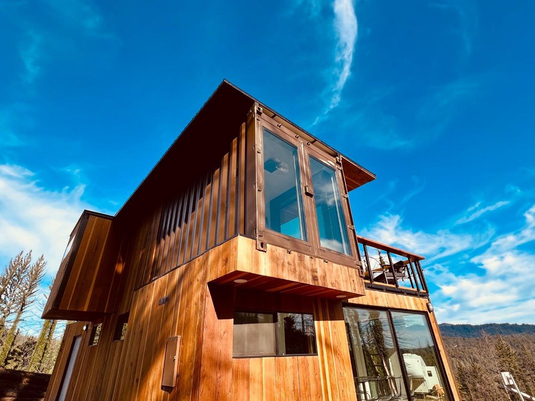 Exterior, Facade, None