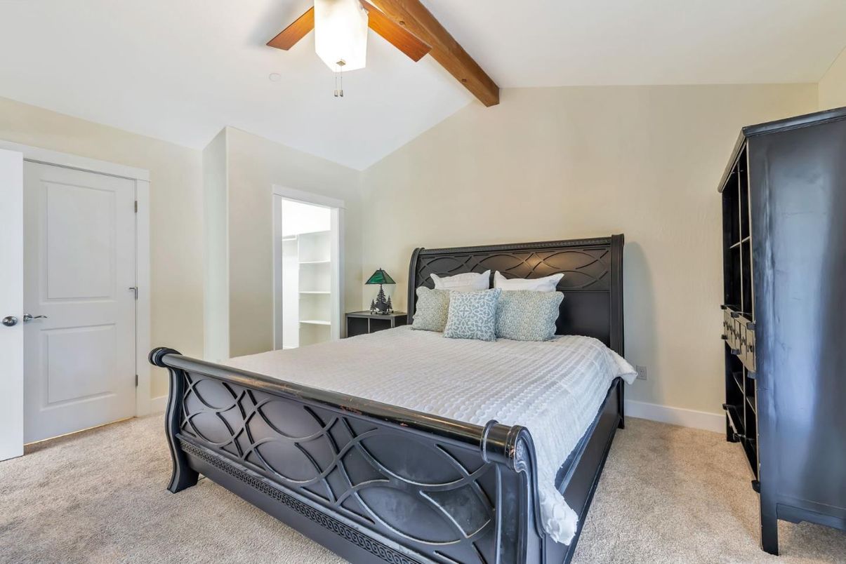 Bedroom, Interior, Wooden Beams