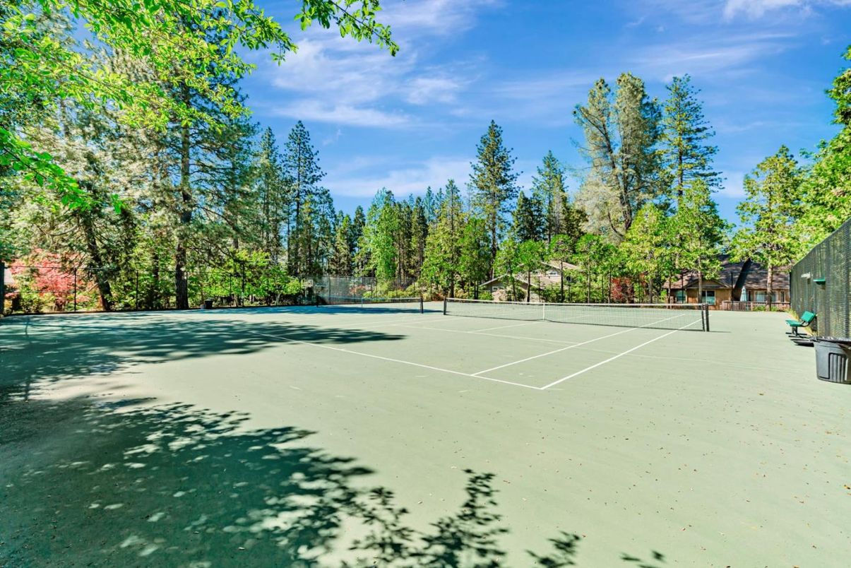 Exterior, Tennis Courts