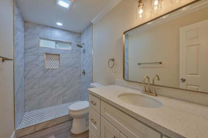 Bathroom, Interior, Marble Walls, Recessed Lighting, Wood Texture Flooring