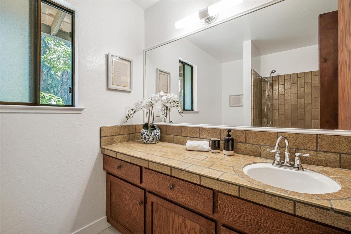 Bathroom, Dual Sink Vanities, Interior, Tile Countertops