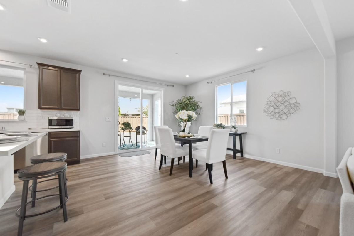 Dining room, Interior, Kitchen, Recessed Lighting, Wood Texture Flooring