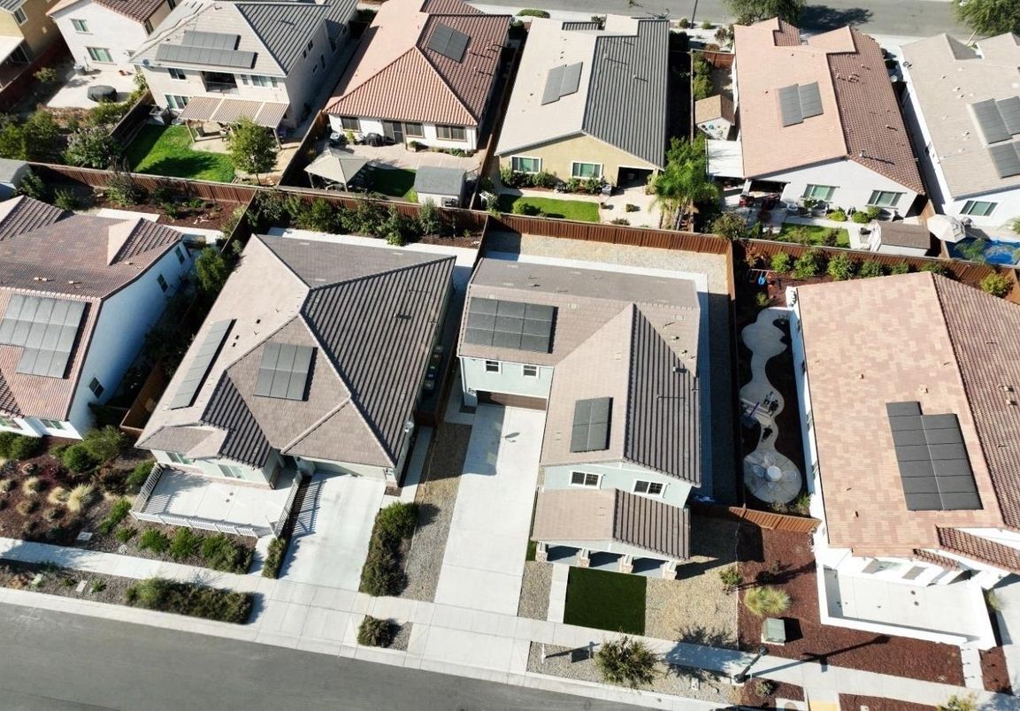 Exterior, Drone