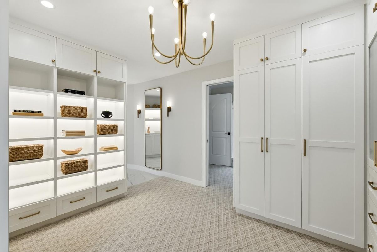 Bathroom, Dual Sink Vanities, Free Standing Baths, Interior, Marble, Marble Walls, Recessed Lighting, Water