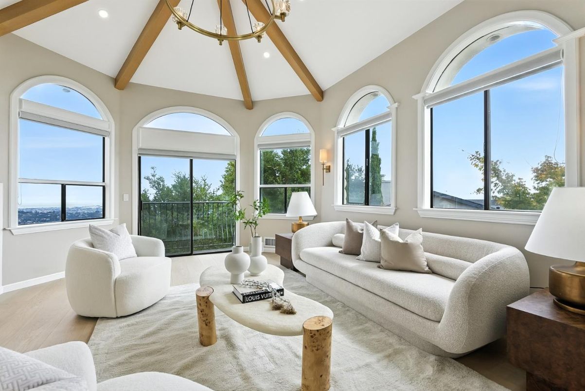 Interior, Pendant Lights, Recessed Lighting, Wood Texture Flooring