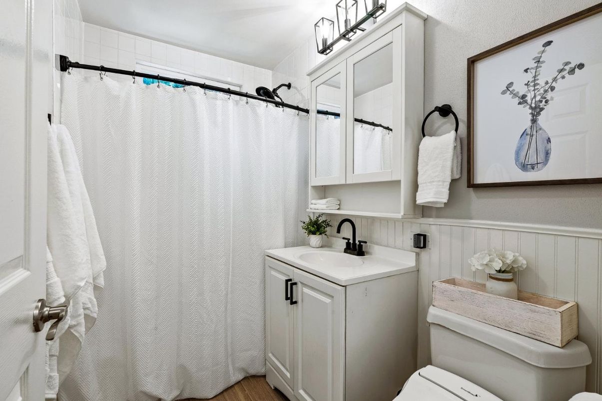 Bathroom, Interior, Wood Texture Flooring