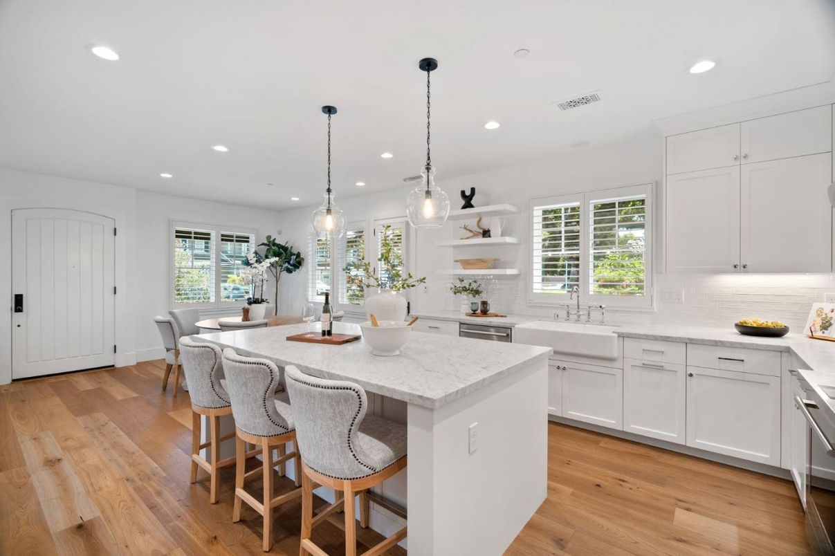 Interior, Kitchen, Pendant Lights, Recessed Lighting, Stainless Steel Appliances