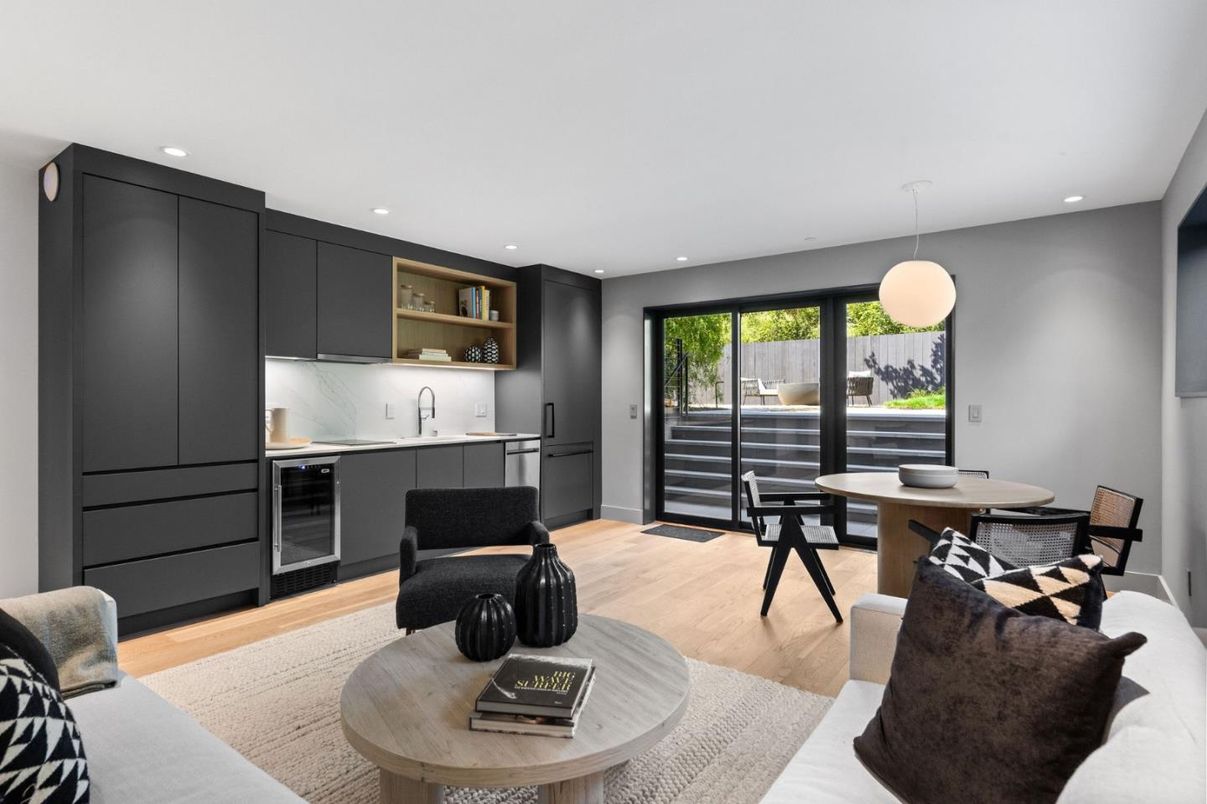 Dining room, Interior, Kitchen, Pendant Lights, Recessed Lighting, Wood Texture Flooring
