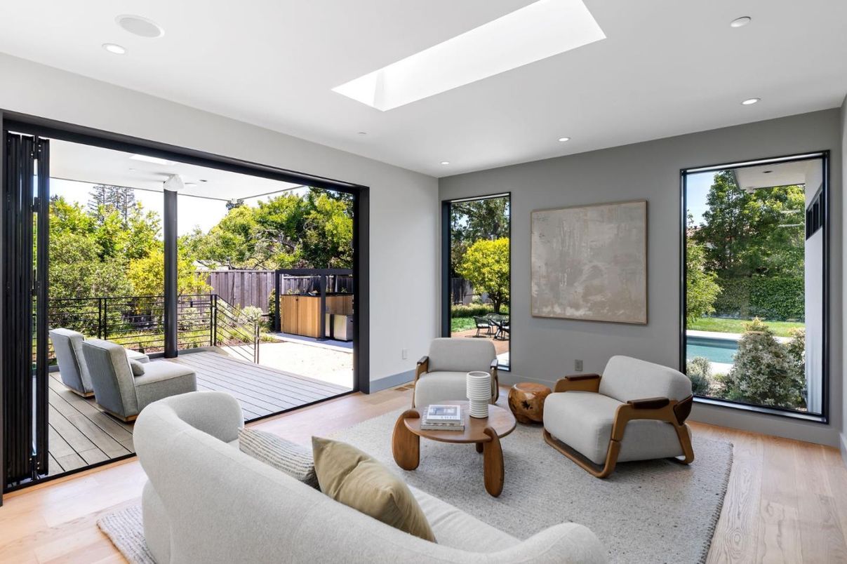 Interior, Living room, Recessed Lighting, Wood Texture Flooring