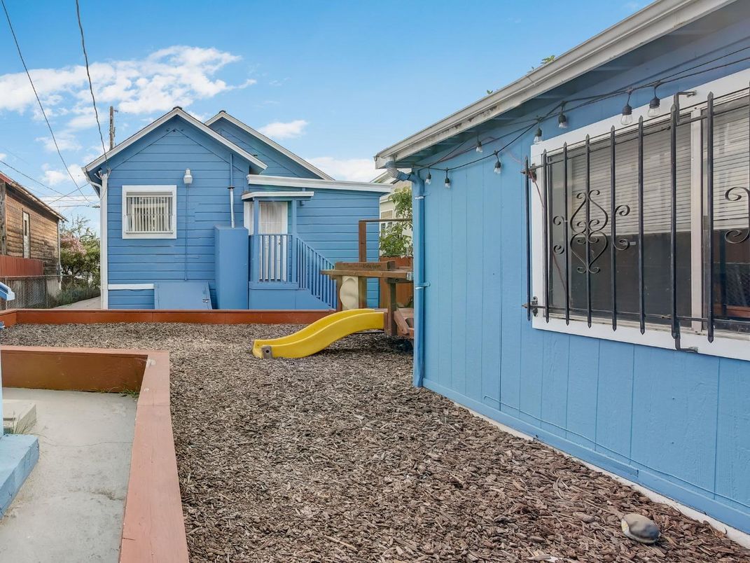 Backyard, Exterior, Playground