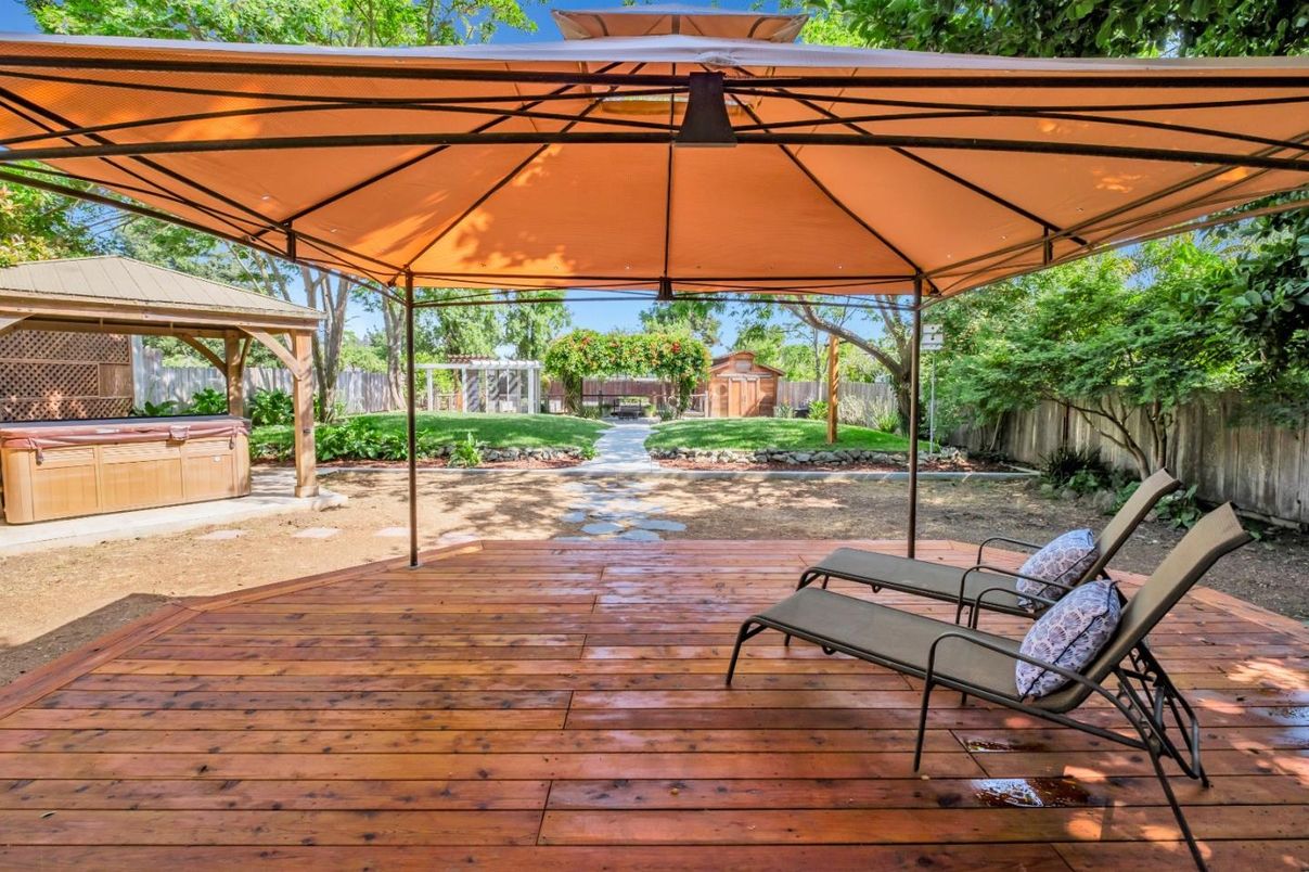 Backyard, Exterior, Hot Tub