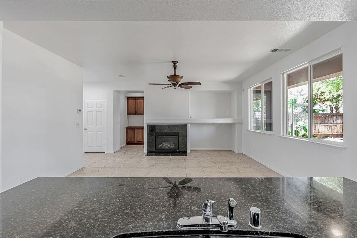 Empty room, Fireplace, Interior