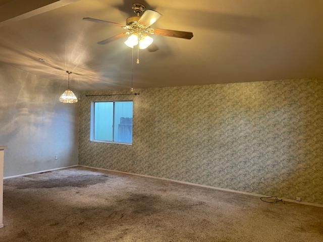 Empty room, Interior, Pendant Lights