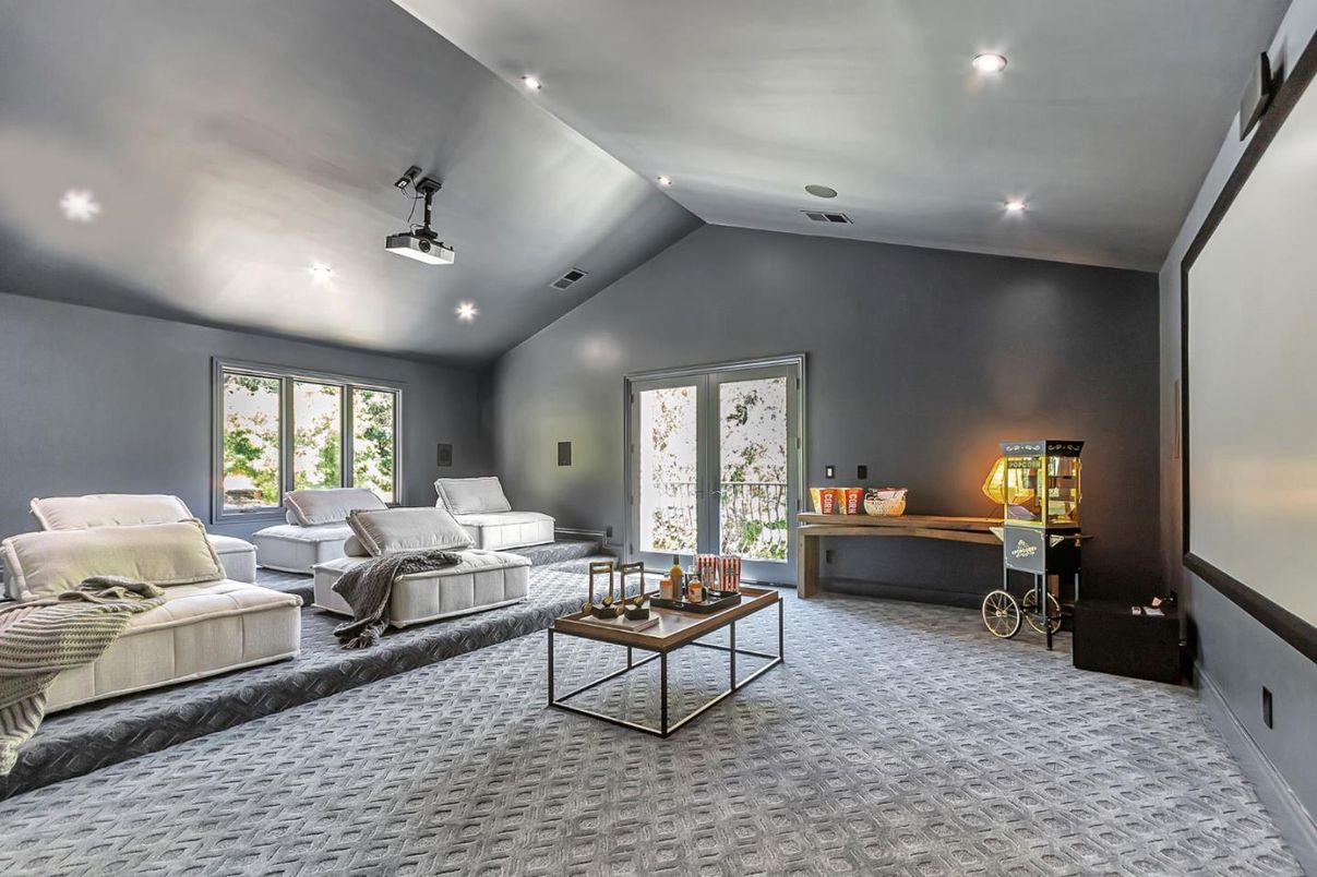 Interior, Living room, Projection Screen, Recessed Lighting