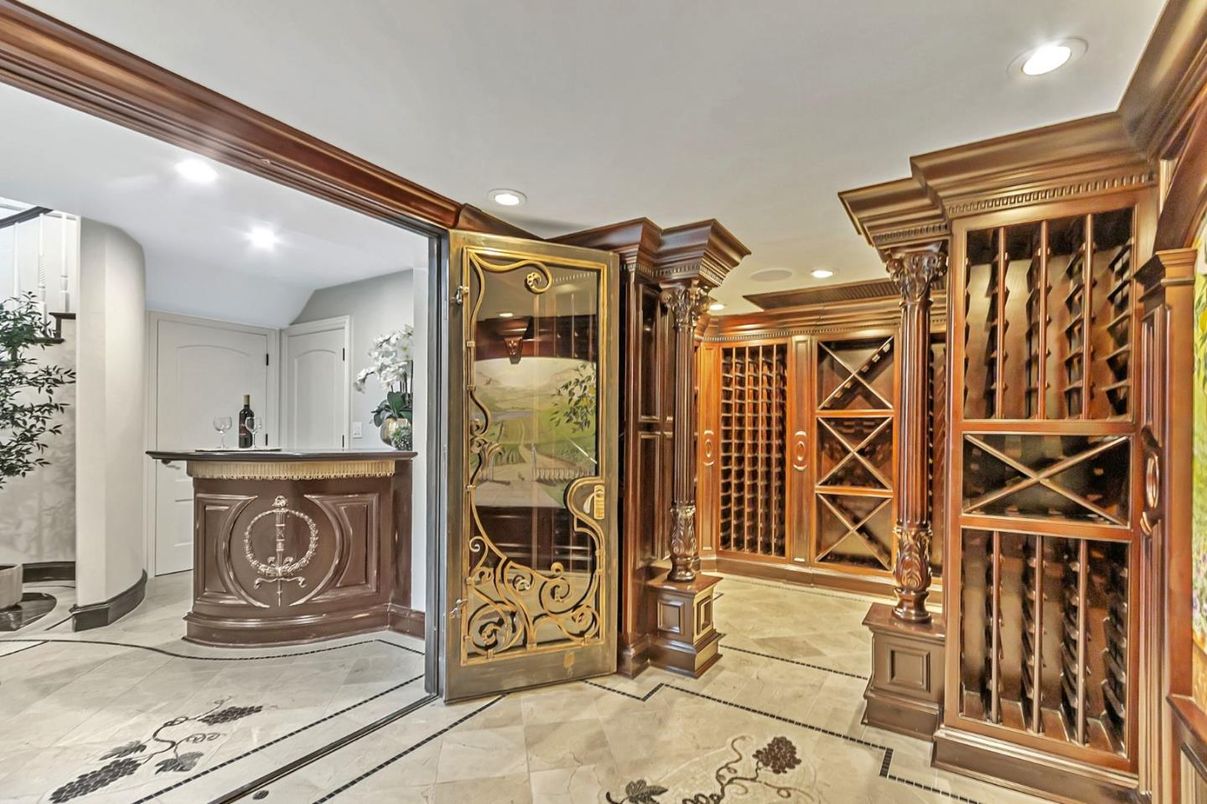 Interior, Recessed Lighting, Wine Storage