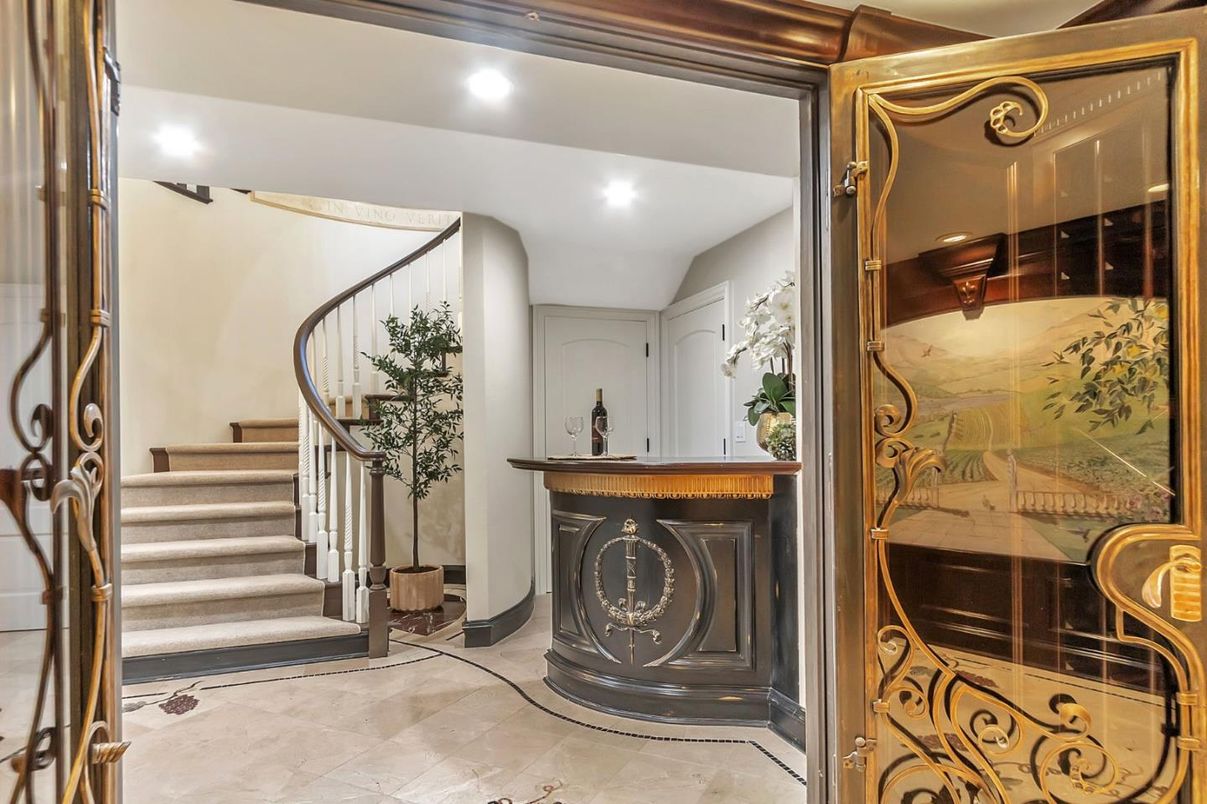 Interior, Recessed Lighting