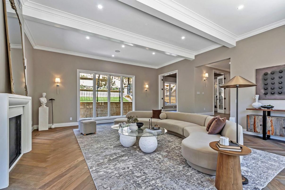 Fireplace, Interior, Living room, Recessed Lighting, Wood Texture Flooring