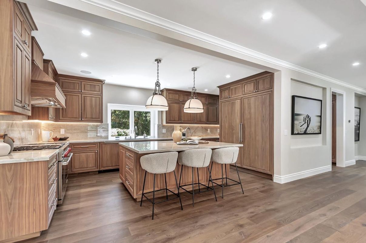 Interior, Kitchen, Pendant Lights, Recessed Lighting, Wood Texture Flooring