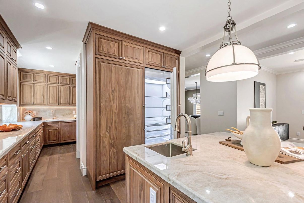 Interior, Kitchen, Pendant Lights, Recessed Lighting, Wood Texture Flooring