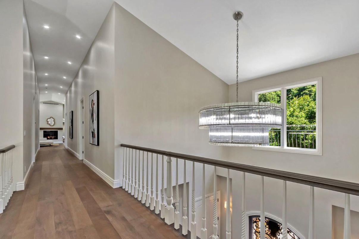 Chandelier, Interior, Recessed Lighting, Wood Texture Flooring