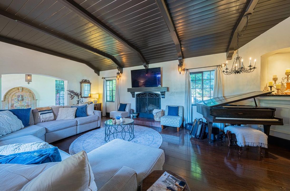 Chandelier, Fireplace, Interior, Living room, Piano, Wooden Ceilings, Wood Texture Flooring