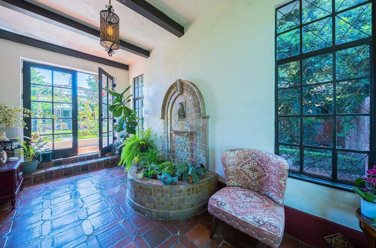 Interior, Wooden Beams