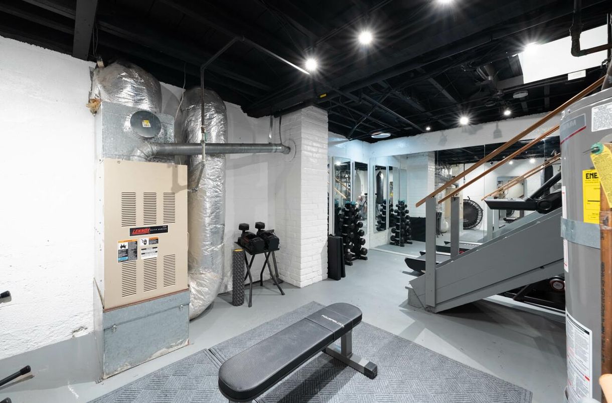 Fitness Equipment, Interior, Recessed Lighting