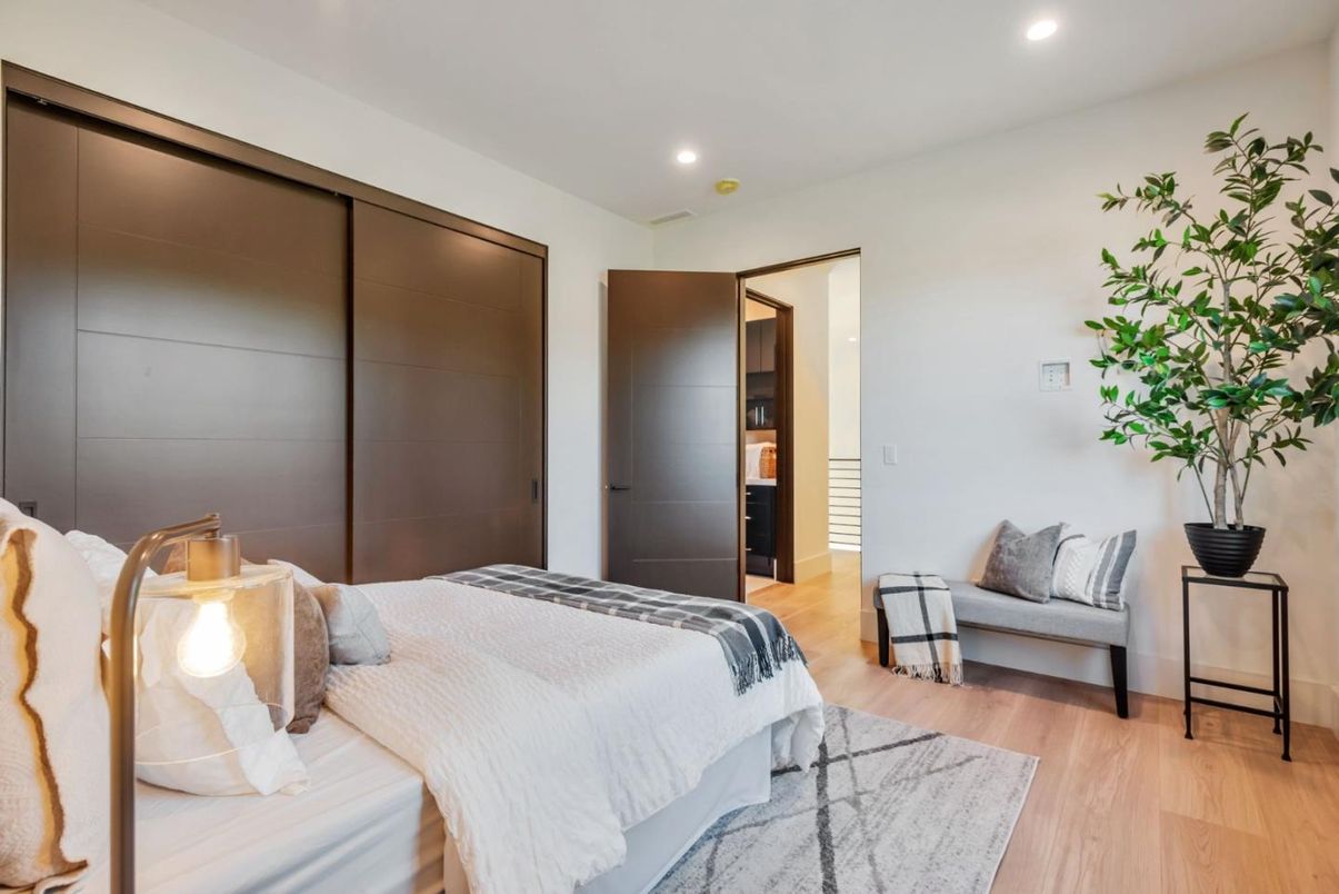 Bedroom, Interior, Recessed Lighting, Wood Texture Flooring