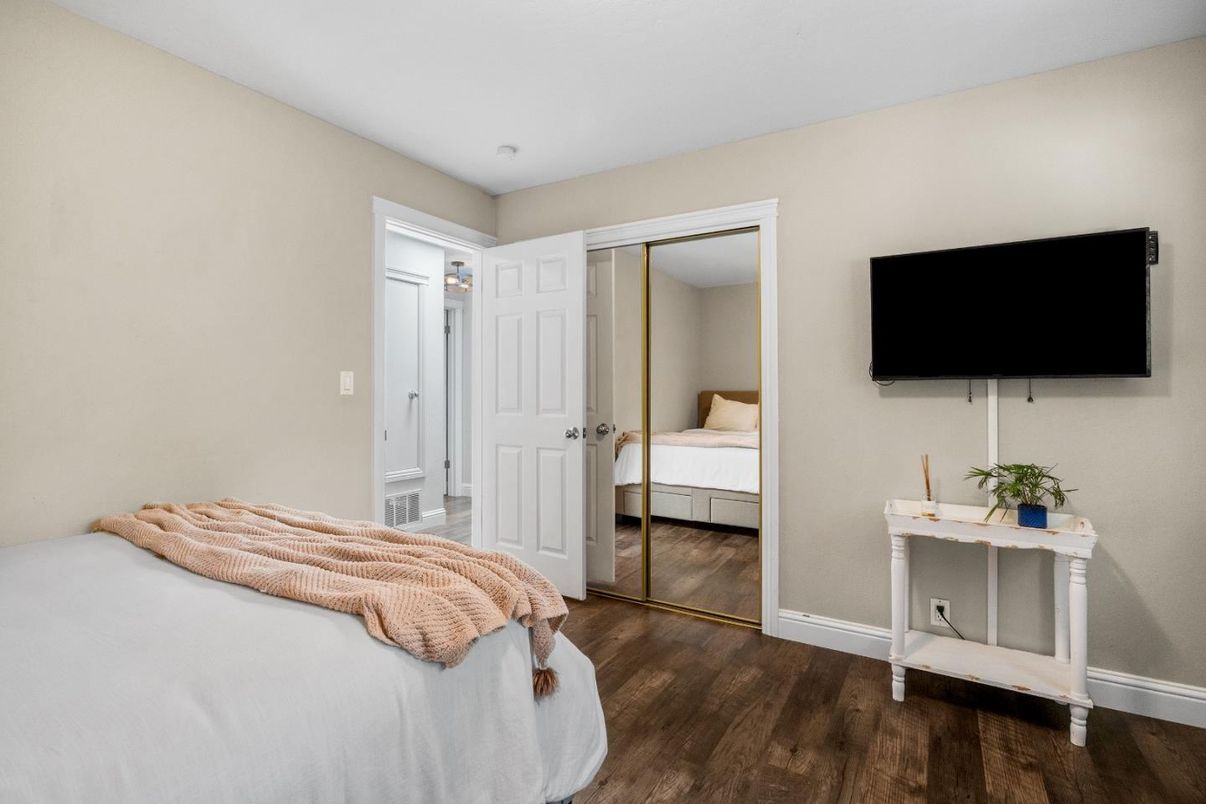Bedroom, Interior, Wood Texture Flooring