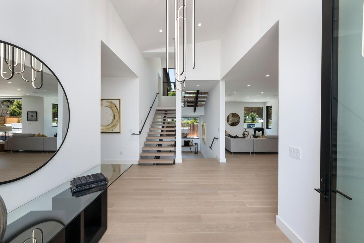 Interior, Living room, Pendant Lights, Recessed Lighting, Wood Texture Flooring