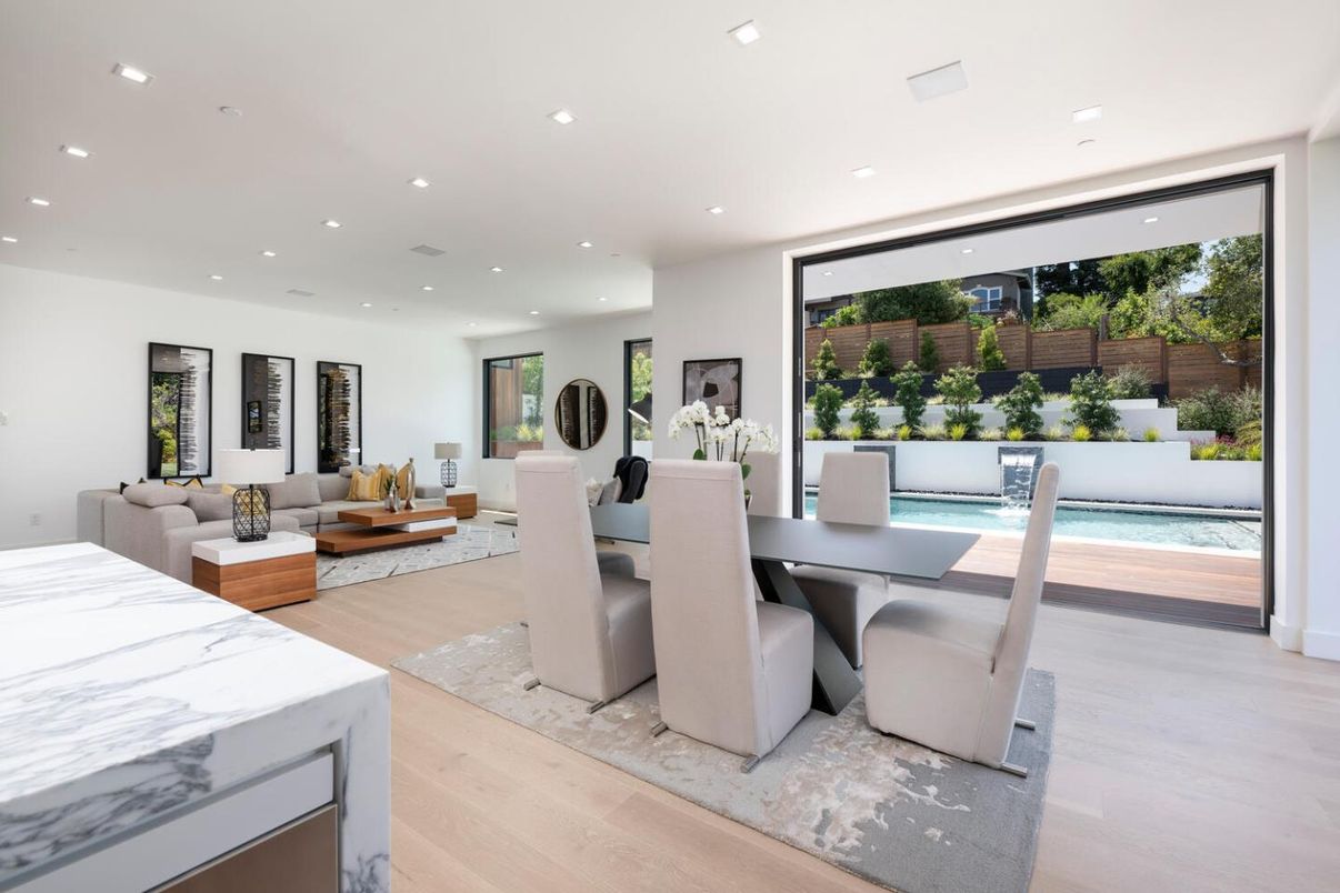 Dining room, Interior, Living room, Recessed Lighting, Wood Texture Flooring